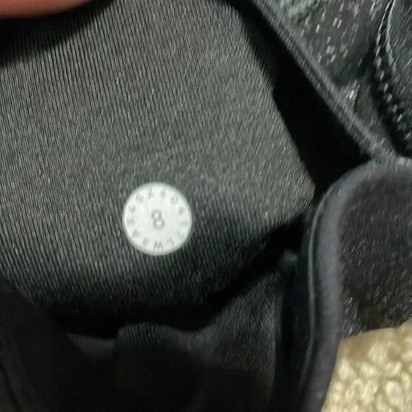 Lululemon train times leggings - Picture 5 of 5